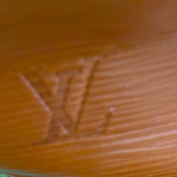 Louis Vuitton Epi Bag - Picture 6 of 11